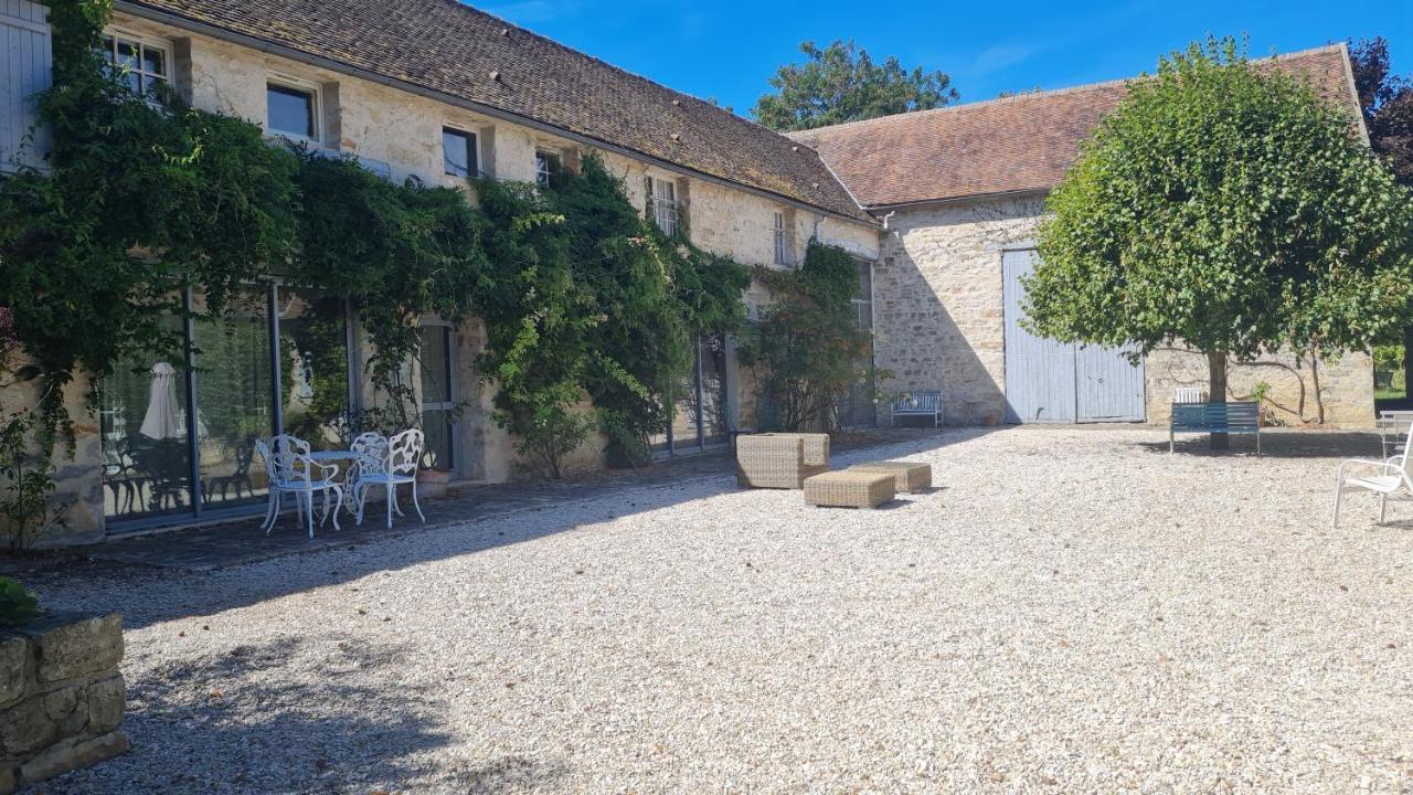 Belle Maison Dans Corps De Ferme - Logement Gabriel Villiers-sous-Grez Exterior photo